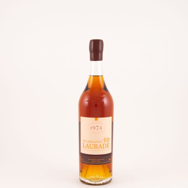Armagnac Château de Laubade 1974 - Vins Rouges Harmonieux pour Chaque Occasion