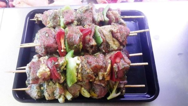 Brochette d’agneau Bio 200gr. - Vins Rouges Harmonieux pour Chaque Occasion