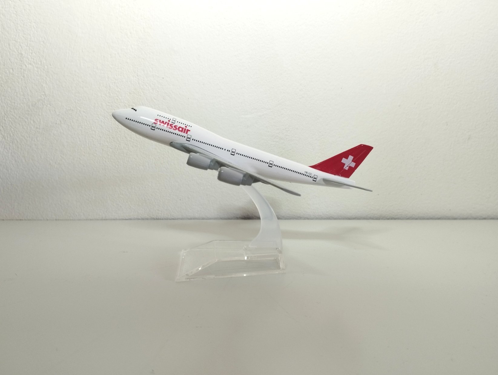 Boing 747 Swissair - Vins Rouges Harmonieux pour Chaque Occasion Boing 747 Swissair - Vins Rouges Harmonieux pour Chaque Occasion