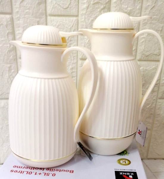 2 Thermos Isotherme 1.0L+0.5L - Vins Rouges Harmonieux pour Chaque Occasion 2 Thermos Isotherme 1.0L+0.5L - Vins Rouges Harmonieux pour Chaque Occasion