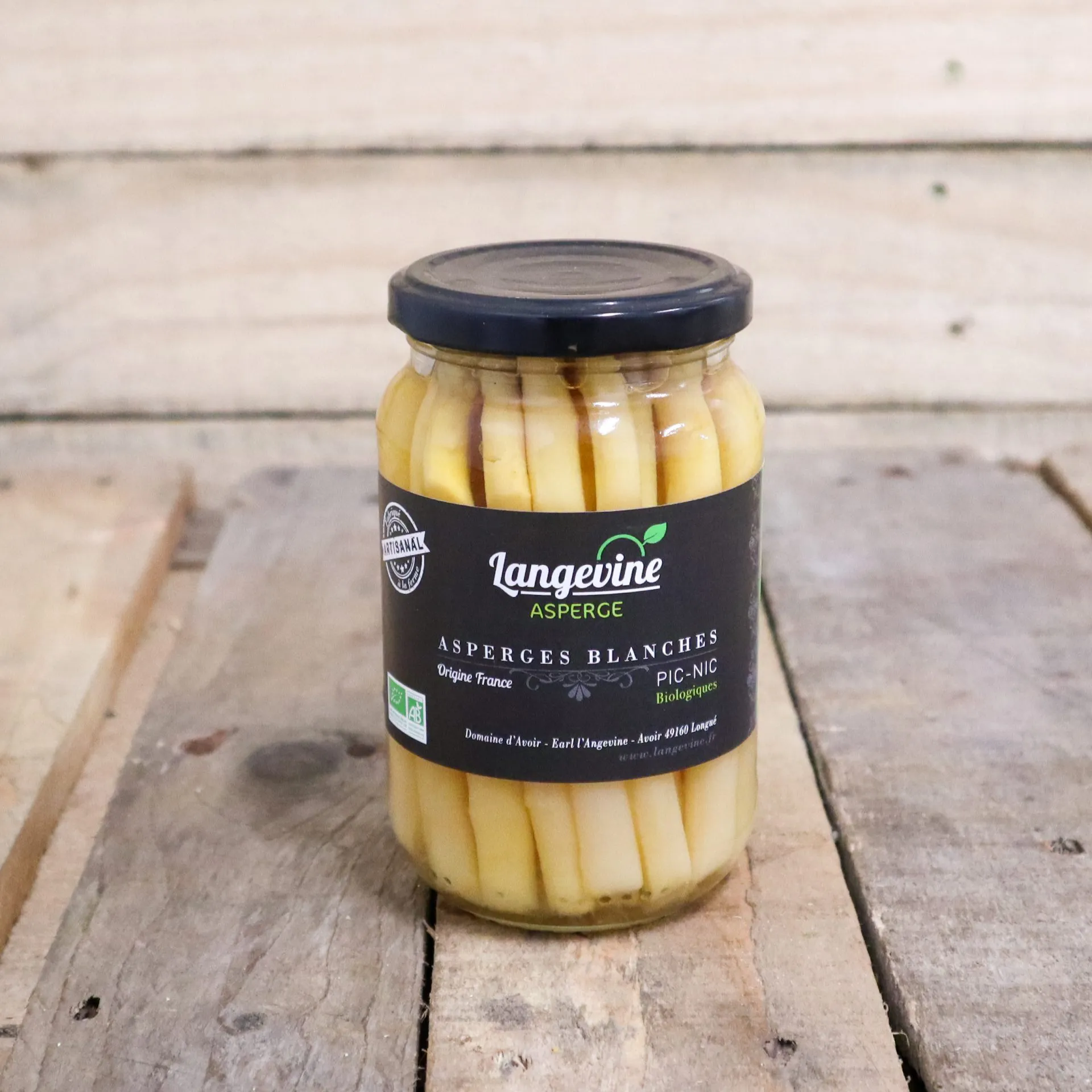 Asperges blanches - Vins Rouges Harmonieux pour Chaque Occasion Asperges blanches - Vins Rouges Harmonieux pour Chaque Occasion