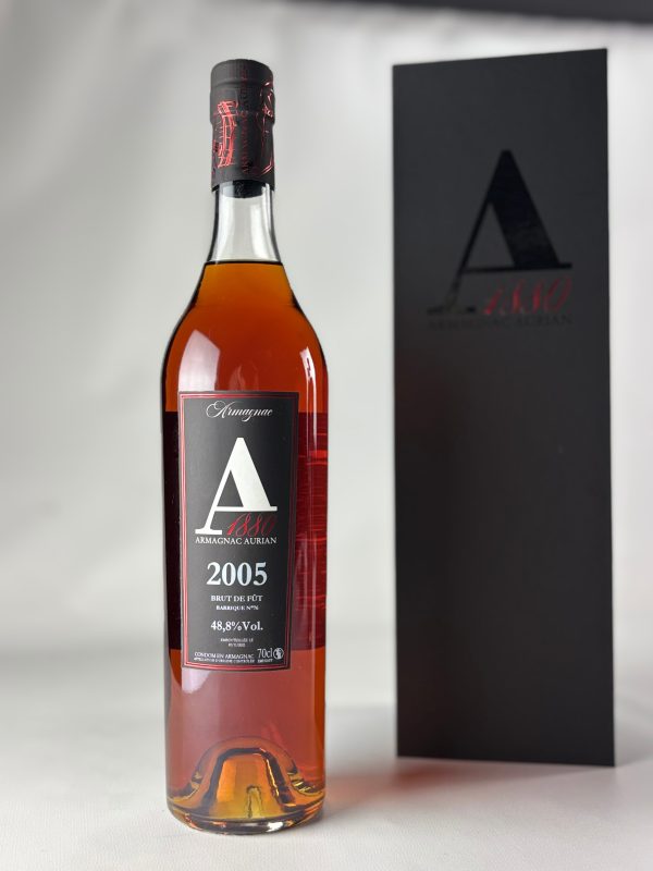 Armagnac Millésimé 2005 - Vins Rouges Harmonieux pour Chaque Occasion