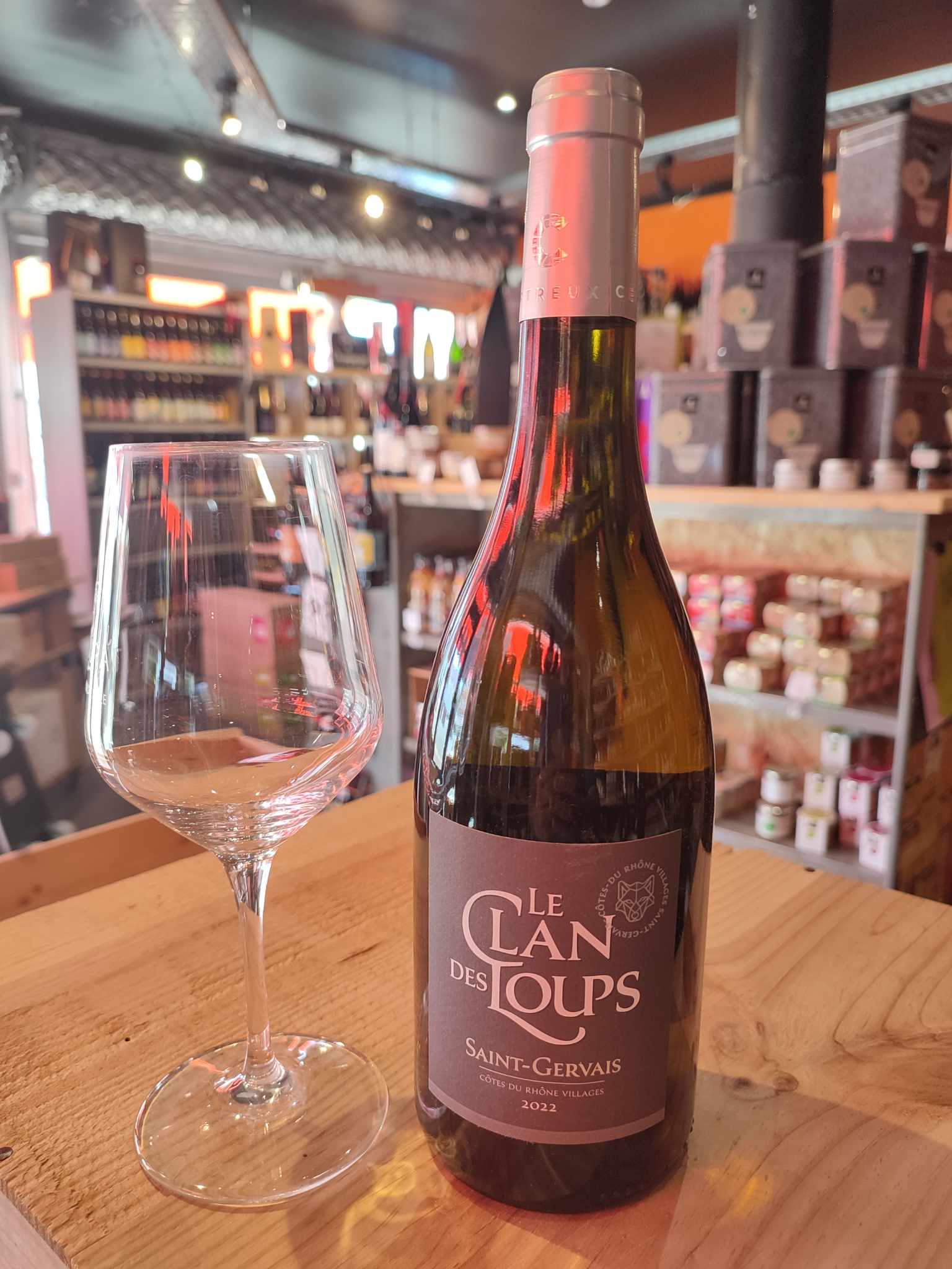 6 x Clan des Loups- Côtes du Rhône Saint Gervais Blanc – Carton RolyDays - Vins Rouges Harmonieux pour Chaque Occasion 6 x Clan des Loups- Côtes du Rhône Saint Gervais Blanc – Carton RolyDays - Vins Rouges Harmonieux pour Chaque Occasion
