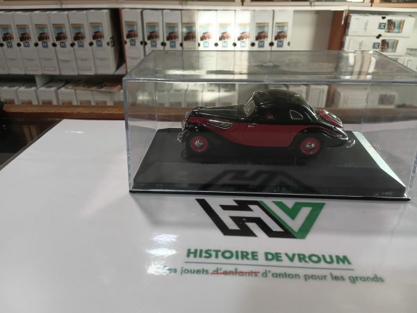 BMW 327 1/43 Noire/Rose Details Cars - Vins Rouges Harmonieux pour Chaque Occasion