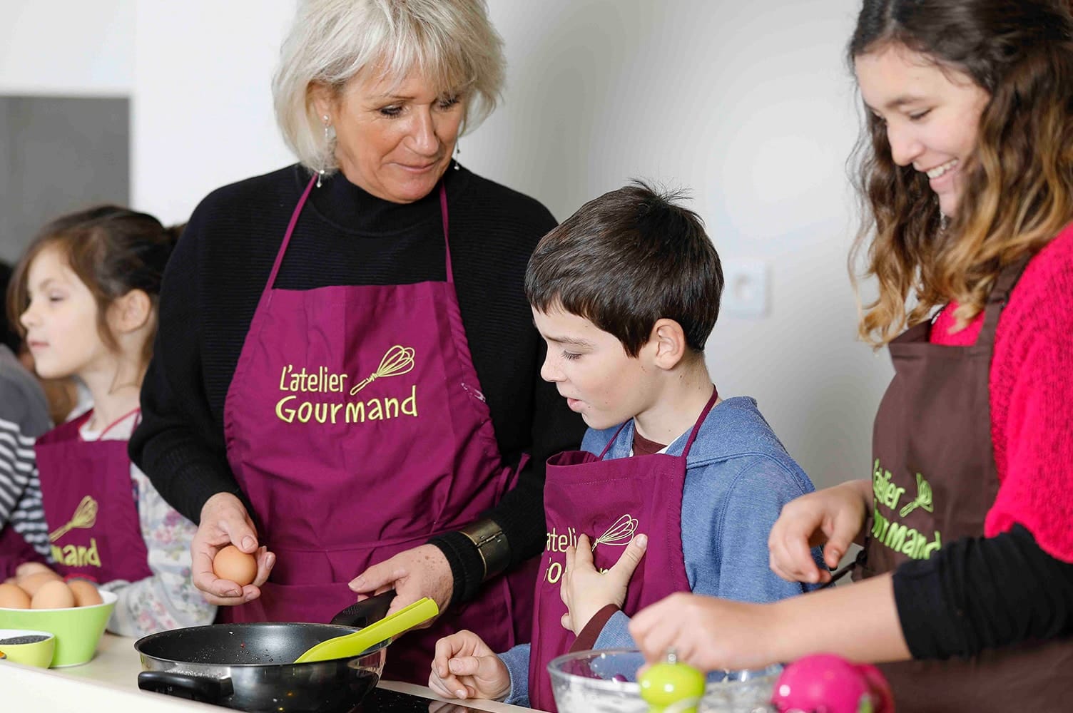 ATELIER CUISINE ADULTE OU ADULTE/ENFANT : NUMBER CAKE - Vins Rouges Harmonieux pour Chaque Occasion ATELIER CUISINE ADULTE OU ADULTE/ENFANT : NUMBER CAKE - Vins Rouges Harmonieux pour Chaque Occasion