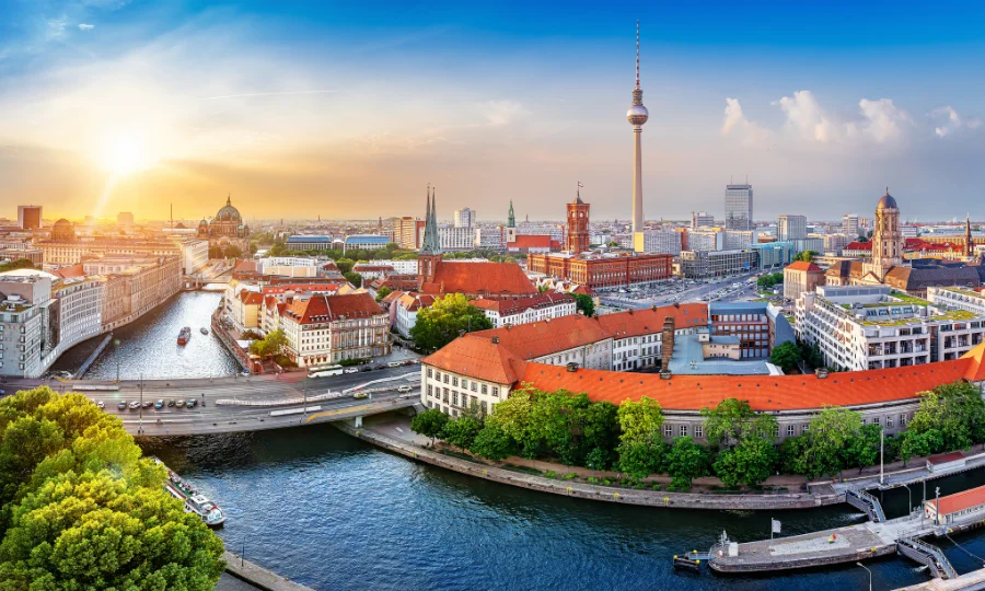 Berlin, histoire et arts - Vins Rouges Harmonieux pour Chaque Occasion Berlin, histoire et arts - Vins Rouges Harmonieux pour Chaque Occasion