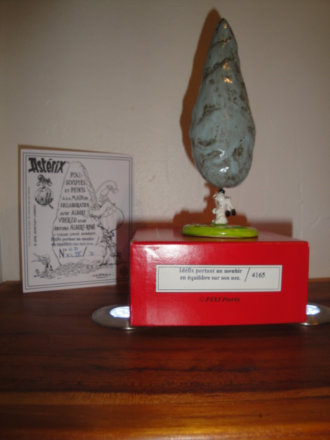 A. Uderzo Astérix Pixi Idéfix portant un menhir - Vins Rouges Harmonieux pour Chaque Occasion A. Uderzo Astérix Pixi Idéfix portant un menhir - Vins Rouges Harmonieux pour Chaque Occasion