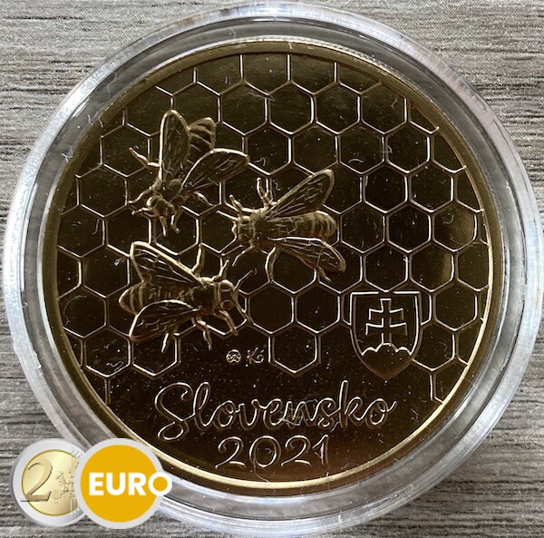 5 euros Slovaquie 2021 – Abeille UNC - Vins Rouges Harmonieux pour Chaque Occasion