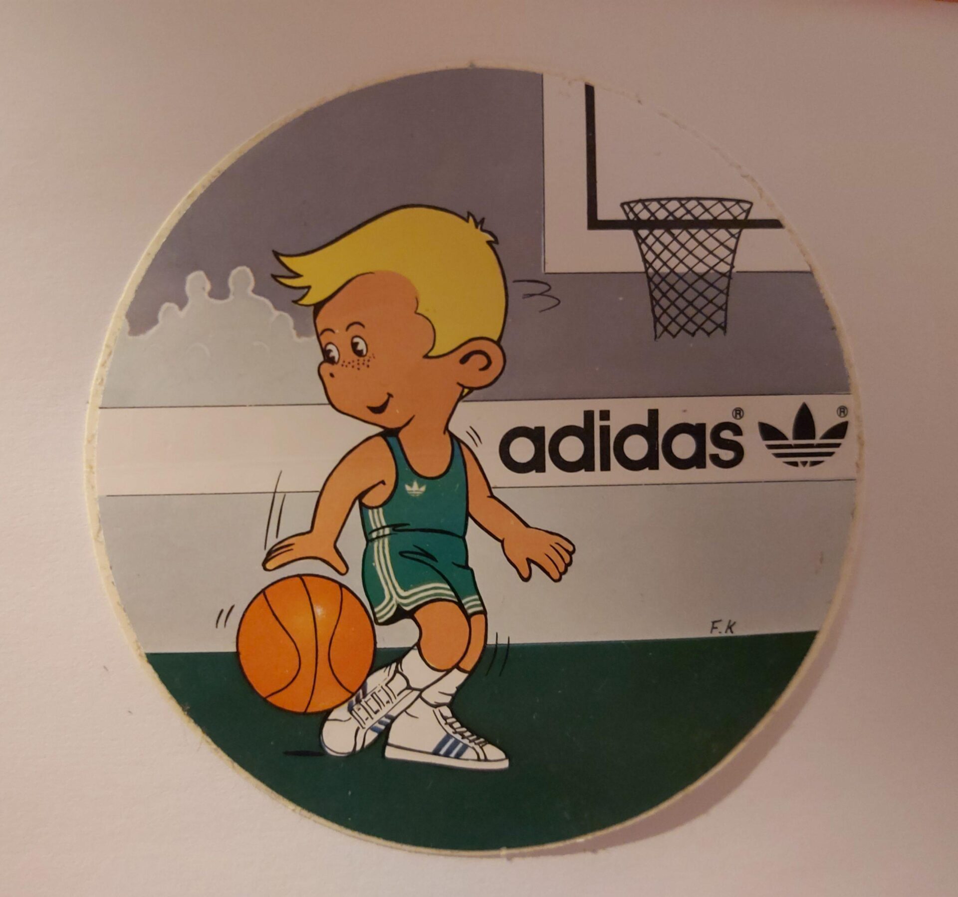 Autocollant Adidas Basket - Vins Rouges Harmonieux pour Chaque Occasion Autocollant Adidas Basket - Vins Rouges Harmonieux pour Chaque Occasion