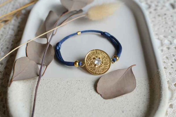 Bracelet Fraternité 25 cts Etoilé cordon - Vins Rouges Harmonieux pour Chaque Occasion