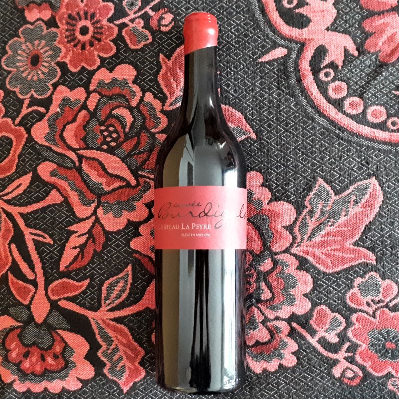 Burdigala, Château La Peyre, AOC Entre-Deux-Mers, vin rouge bio élevé en amphore - Vins Rouges Harmonieux pour Chaque Occasion Burdigala, Château La Peyre, AOC Entre-Deux-Mers, vin rouge bio élevé en amphore - Vins Rouges Harmonieux pour Chaque Occasion